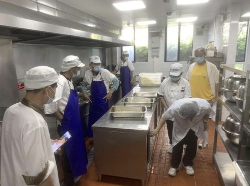 廣州荔灣白鶴洞街道主動監(jiān)督校園食品安全，保障師生“盤中餐”取得實(shí)效
